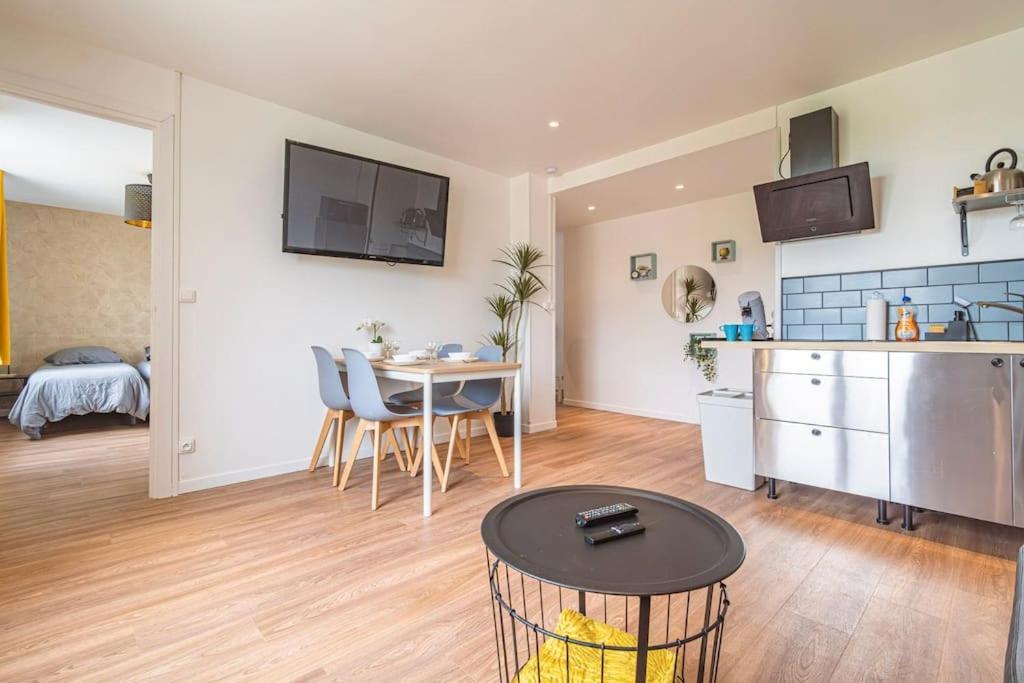 "Le Chaleureux" Appartement Pour 4 Personnes Isles-sur-Suippe Екстер'єр фото